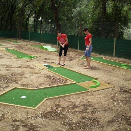Bassegoda Park Albanya Luaran gambar